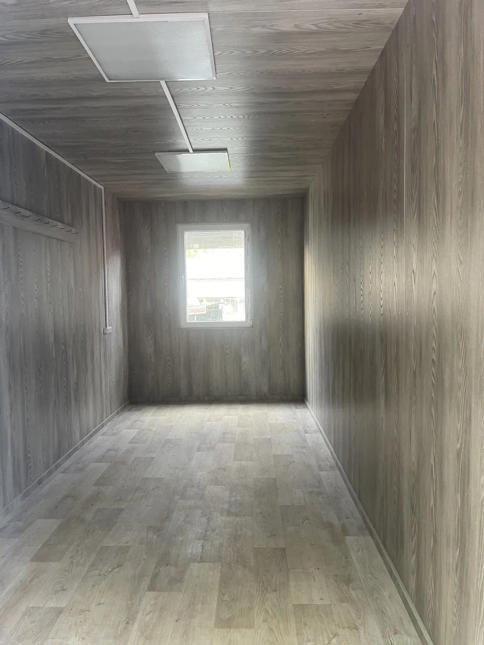 Прорабская бытовка из морского контейнера в Минске (тёплый блок для рабочих). 2